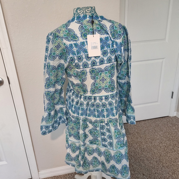 Hale bod dresses - Picture 4 of 8